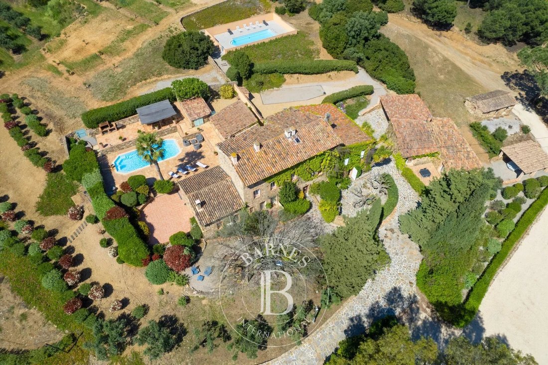 Estate in Nartelle-Noyer-Bellevue-bd des Sardinaux, Sainte-Maxime, France 3 - 15541075