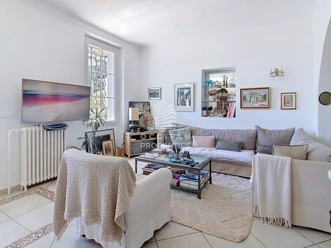 Villa in Vallergues, Cannes, France 5 - 15540905