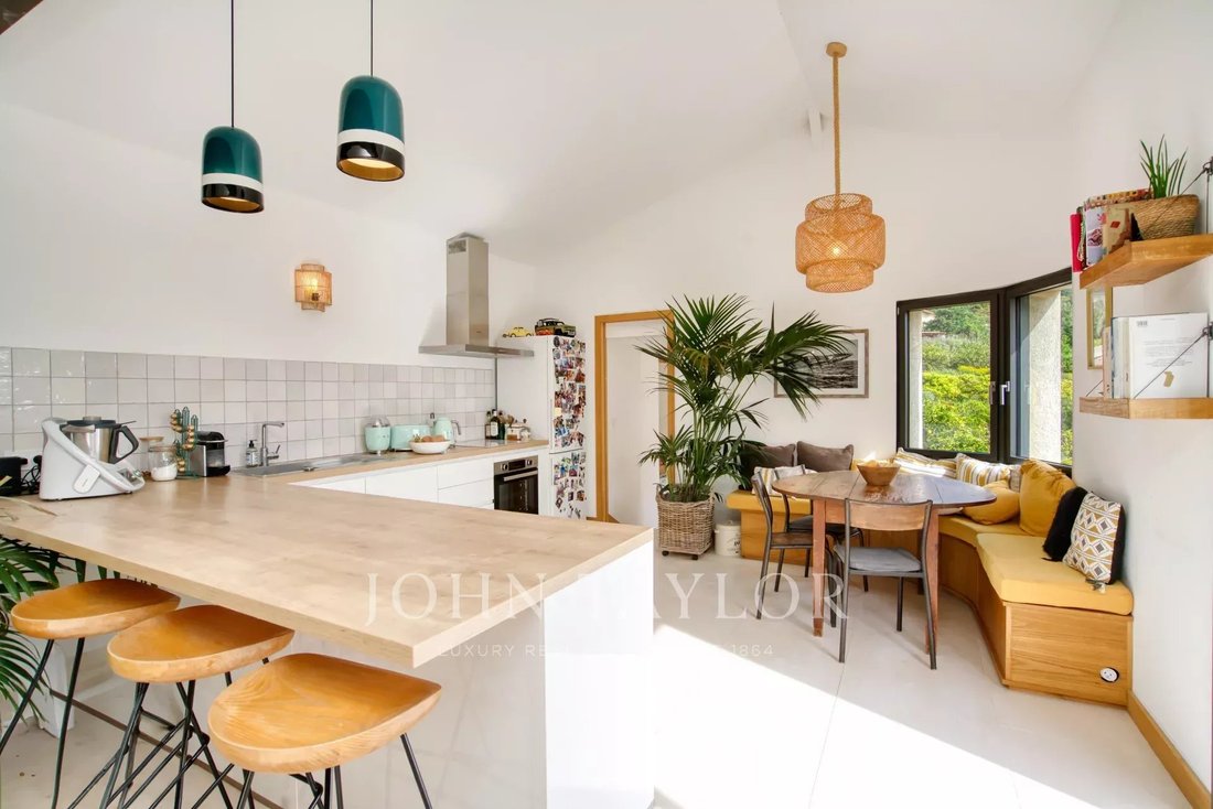 House in Le Lavandou, Provence-Alpes-Côte d'Azur, France 4 - 15540961