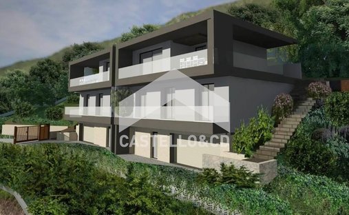 Villa in Hill Zone, Padenghe sul Garda, Lombardy 1