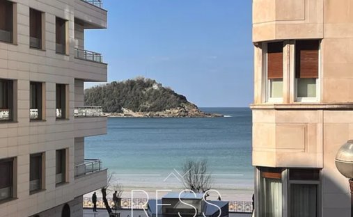 Apartment in Centro, Donostia-San Sebastian, Spain 1