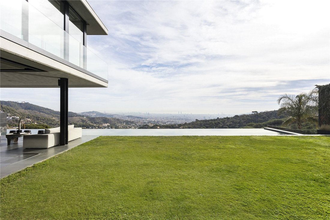 Casa in Barcellona, Catalogna, Spagna 4 - 15541319