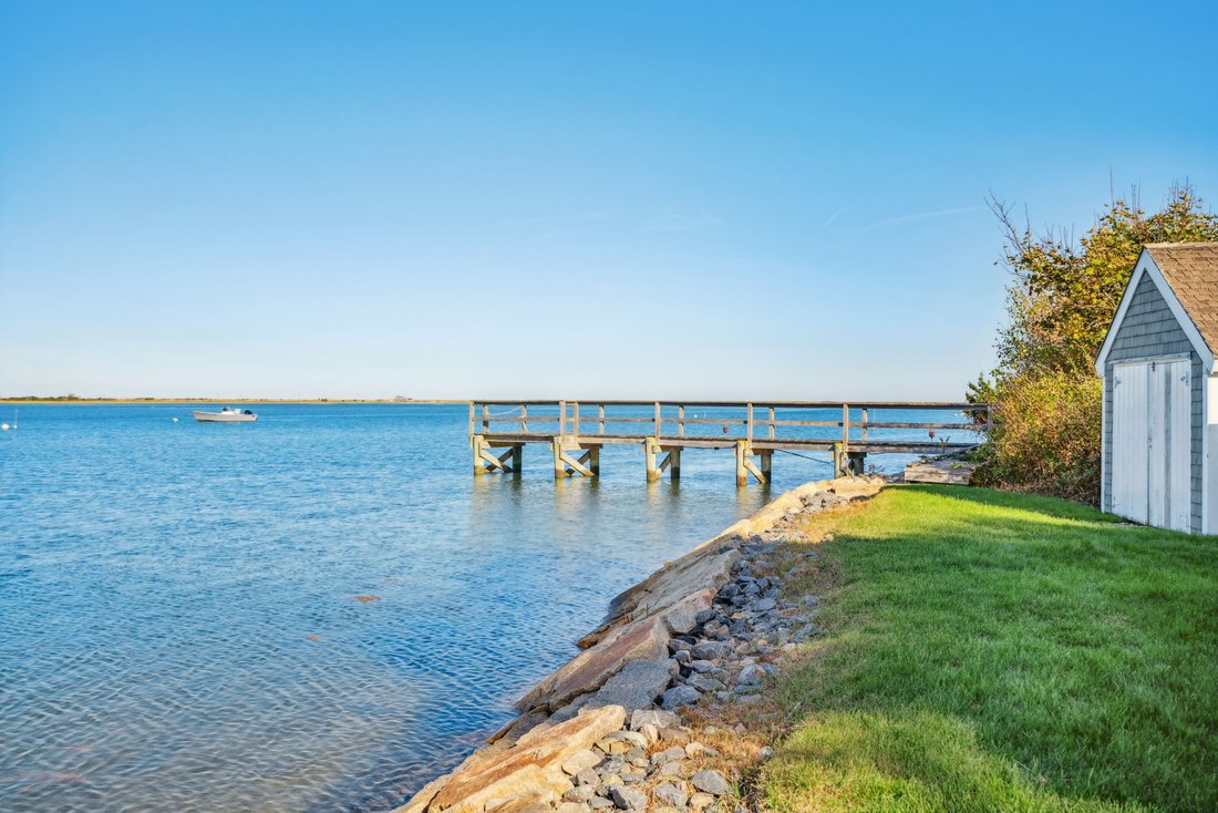 Duxbury, Massachusetts, United States 4 - 15540761