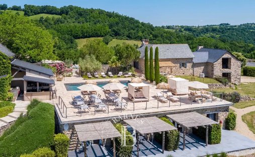 Castle for Sale in Rodez, Occitanie, France