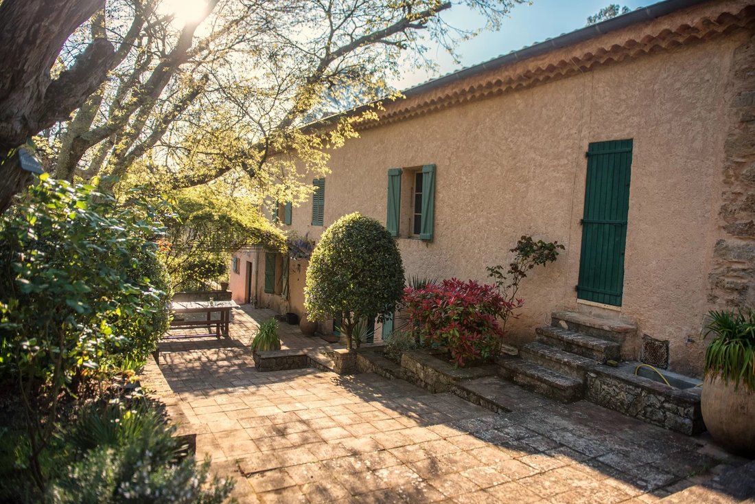 Villa in Taradeau, Provence-Alpes-Côte d'Azur, France 5 - 15540952