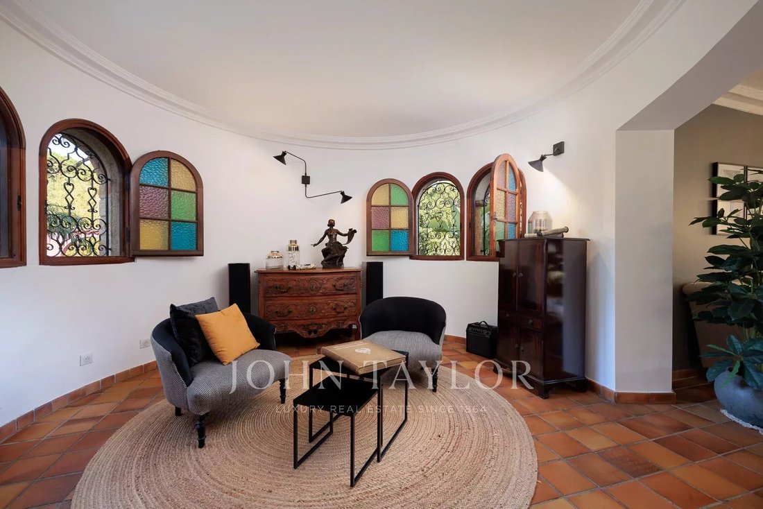 Villa in Antibes, Provence-Alpes-Côte d'Azur, France 5 - 14408213