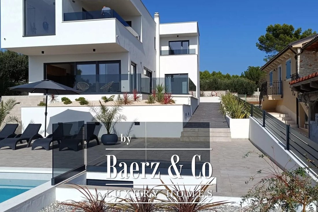 Villa in Pomer, Istria County, Croatia 3 - 14477061
