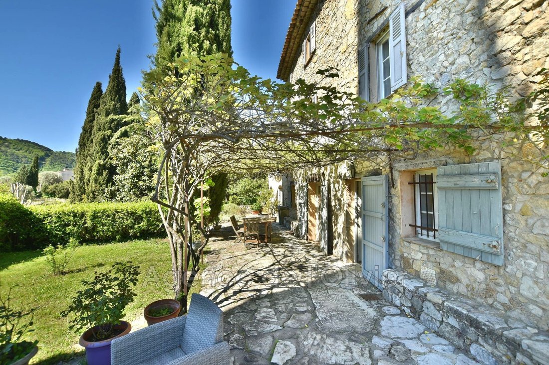 Villa in Le Bar-sur-Loup, Provence-Alpes-Côte d'Azur, France 5 - 15524482
