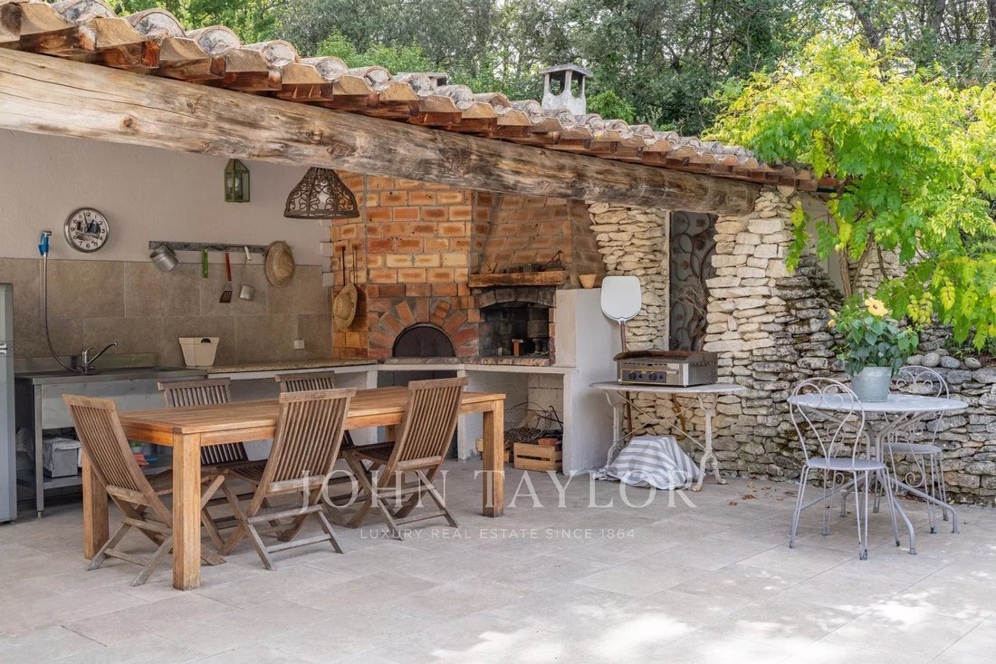 House in Ménerbes, Provence-Alpes-Côte d'Azur, France 4 - 13327019