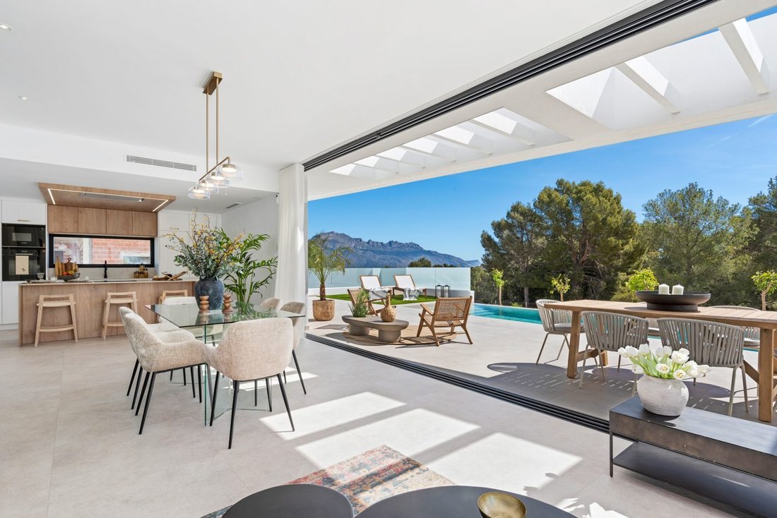 Villa in Polop, Valencian Community, Spain 1 - 15547741