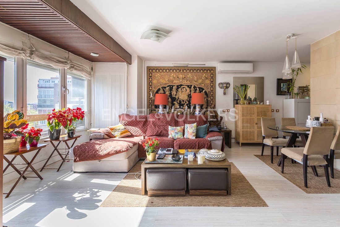 Apartment in Barrio Salamanca, Community of Madrid, Spain 3 - 15543349
