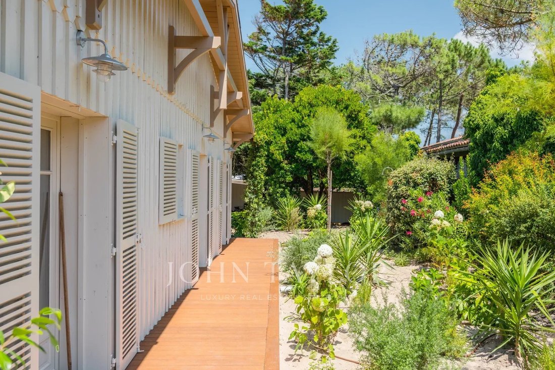 Villa in 33970 Le Cap-Ferret, Lège-Cap-Ferret, Nouvelle-Aquitaine 2 - 14378128