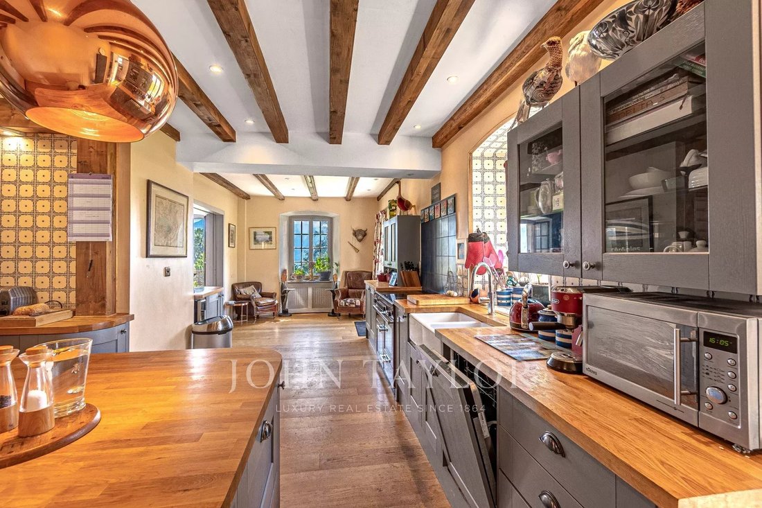 Estate in Blonay - Saint-Légier, Vaud, Switzerland 5 - 14374416