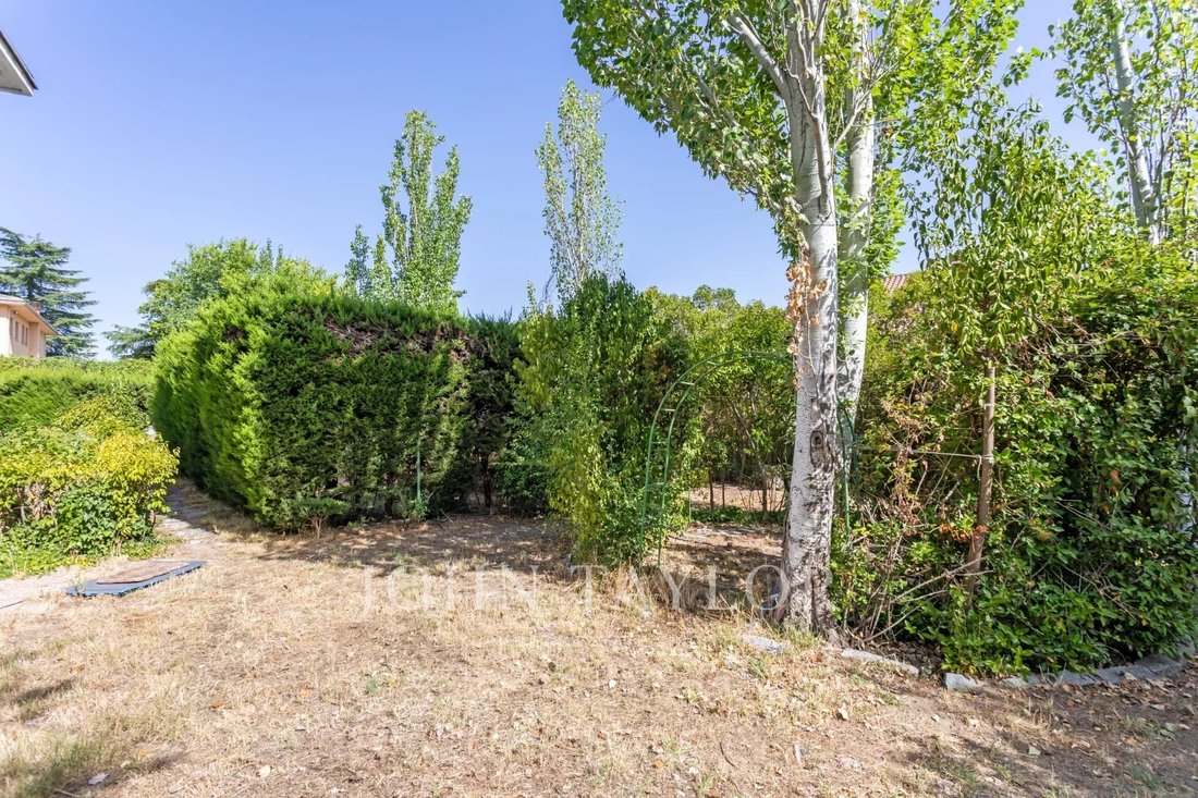 Terreno a Majadahonda, Madrid, Spagna 1 - 14518058