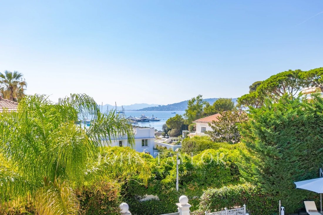 Villa a Antibes, Provenza-Alpi-Costa Azzurra, Francia 2 - 13289820