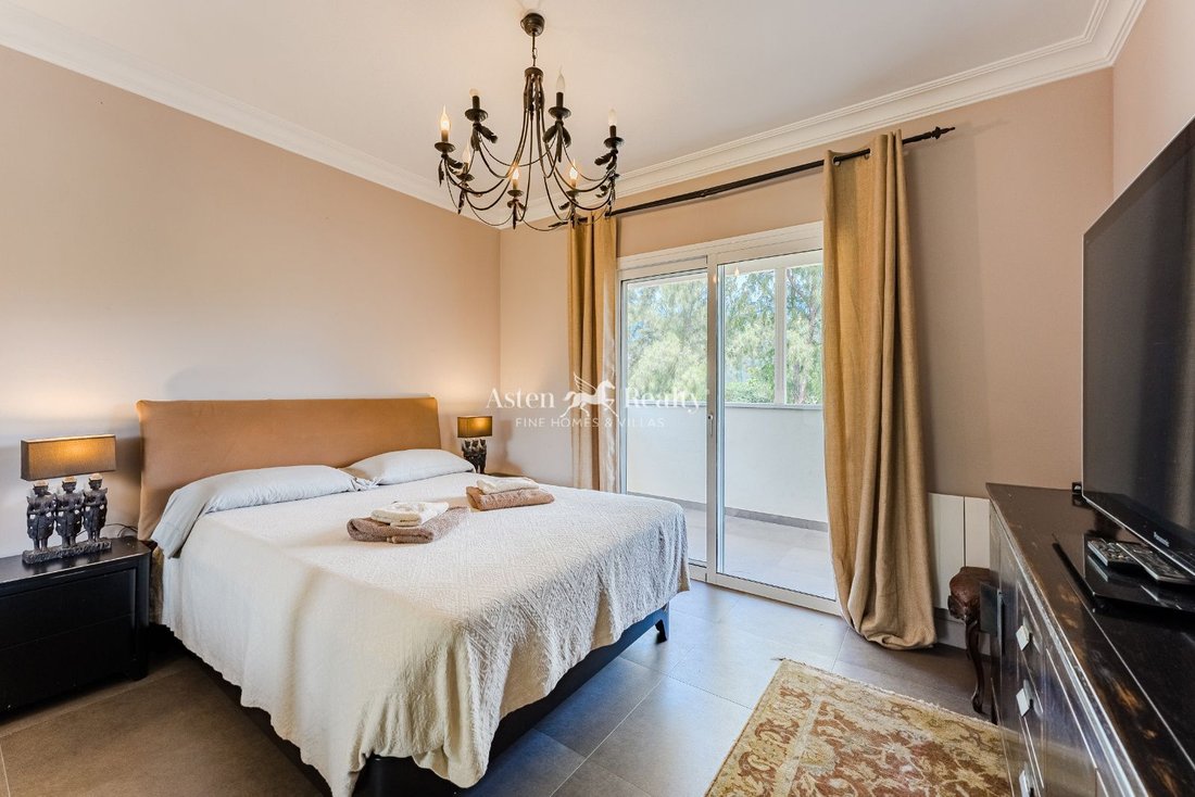 Villa in Los Cristianos, Canary Islands, Spain 4 - 15542345