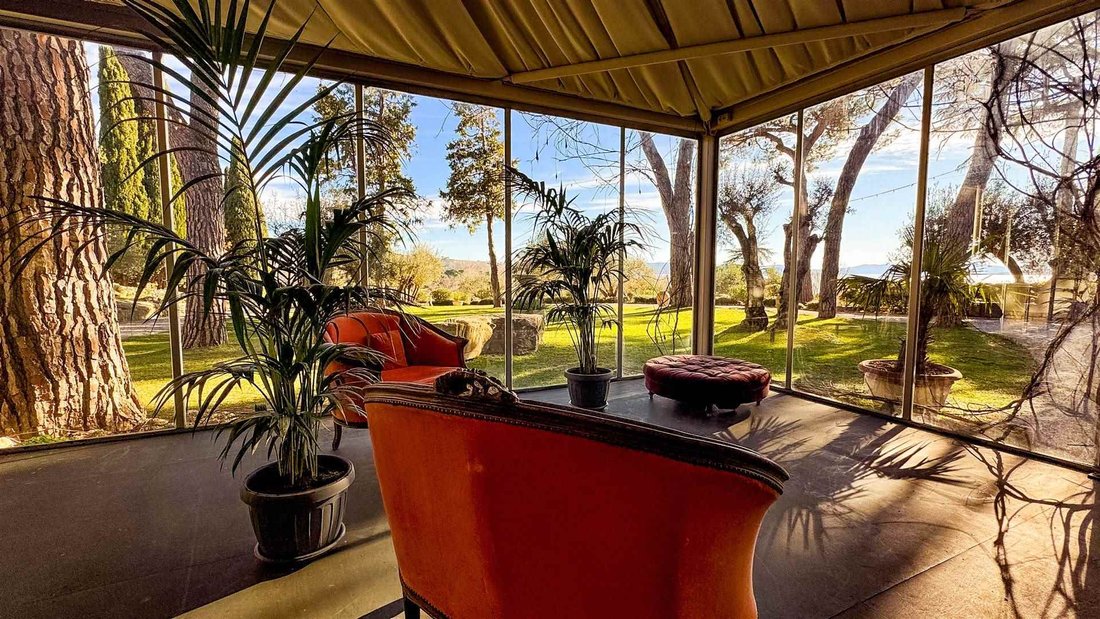 Finca en Passignano sul Trasimeno, Umbría, Italia 4 - 15543247