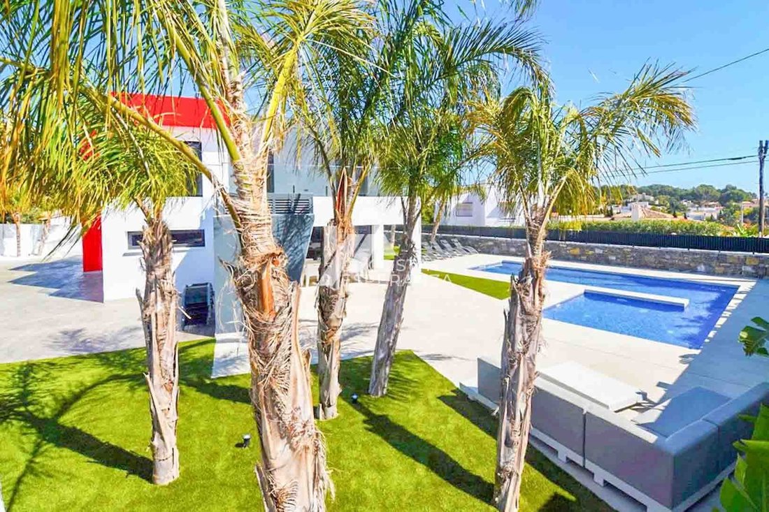 Chalet in Calp / Calpe, Valencian Community, Spain 3 - 15543348