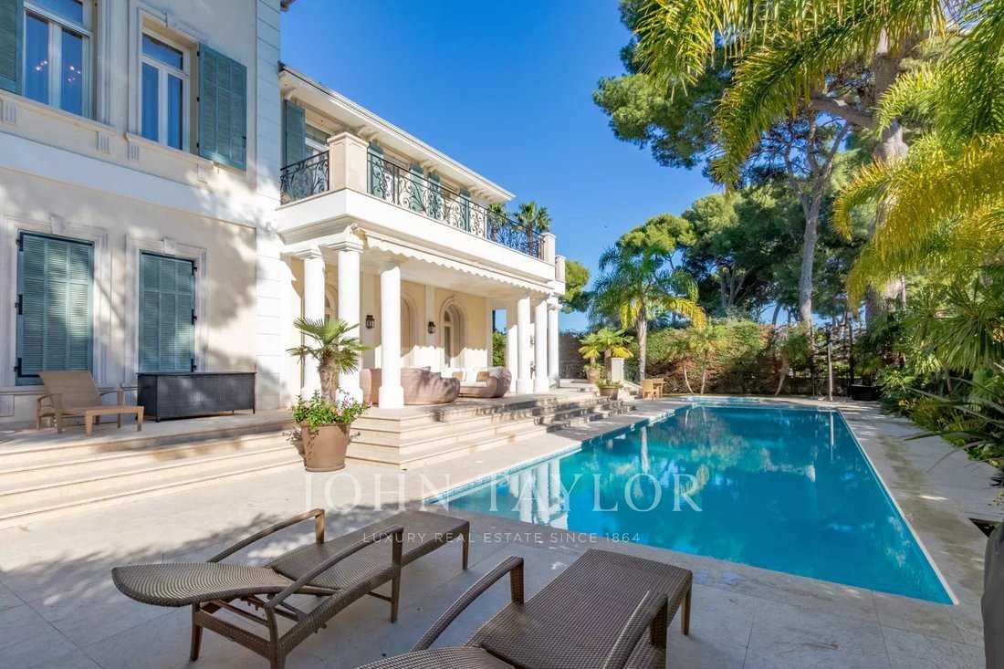 Estate in Antibes, Provence-Alpes-Côte d'Azur, France 5 - 13958402