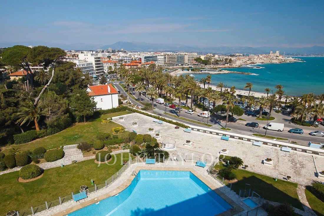 Apartment in Antibes, Provence-Alpes-Côte d'Azur, France 2 - 11117091
