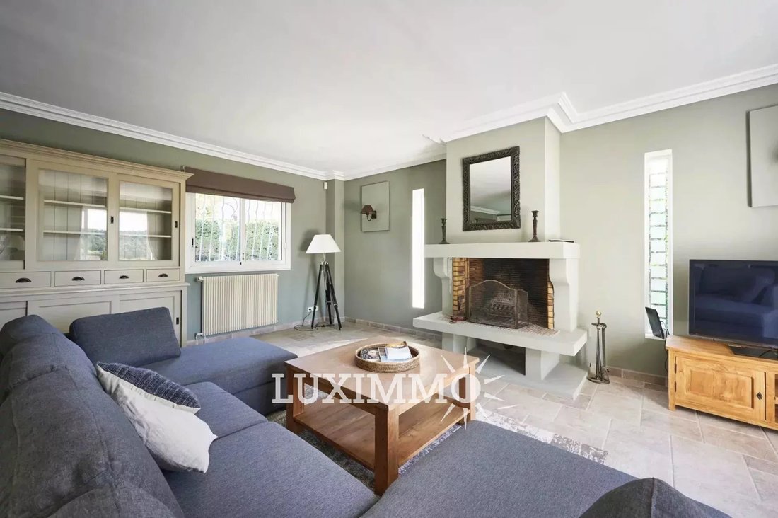 Villa in Mougins, Provence-Alpes-Côte d'Azur, France 5 - 13734048
