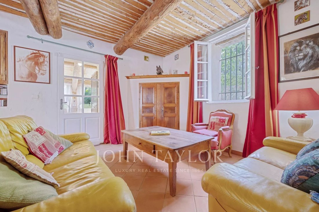 Estate in Ansouis, Provence-Alpes-Côte d'Azur, France 5 - 12839084