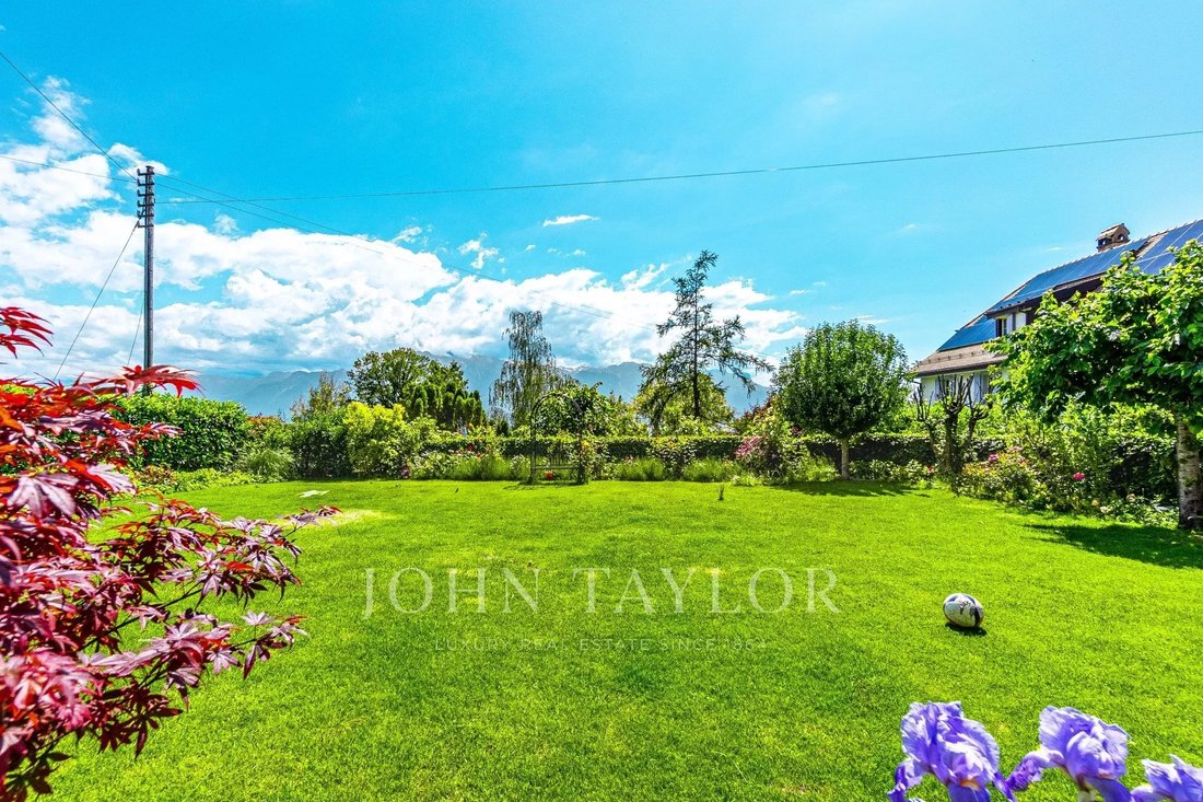 Estate in Blonay - Saint-Légier, Vaud, Switzerland 2 - 14374416