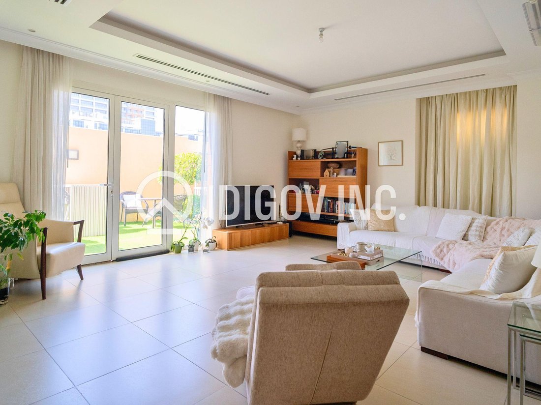 Villa in Dubai, Dubai, United Arab Emirates 2 - 15542211