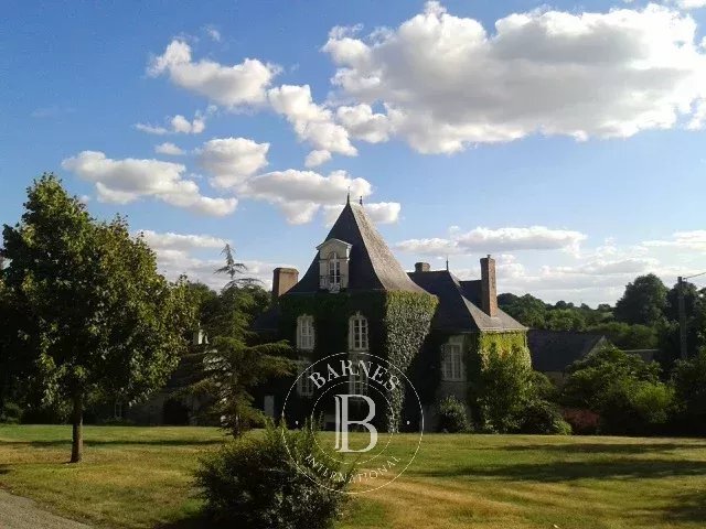 Estate in Moisdon-la-Rivière, Pays de la Loire, France 3 - 15546458