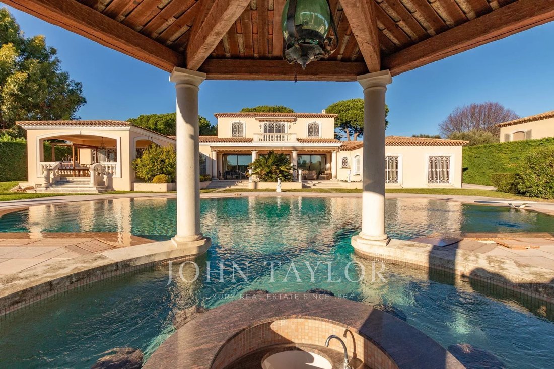 Villa in Antibes, Provence-Alpes-Côte d'Azur, France 2 - 13626711