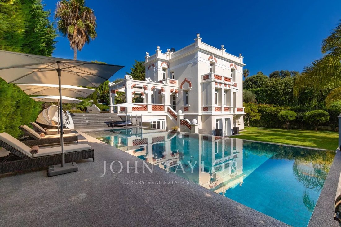 Villa a Antibes, Provenza-Alpi-Costa Azzurra, Francia 1 - 13289820