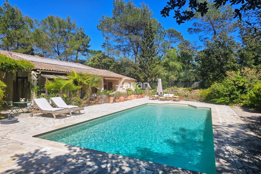 Villa in Centre, Les Arcs, France 5 - 15397358