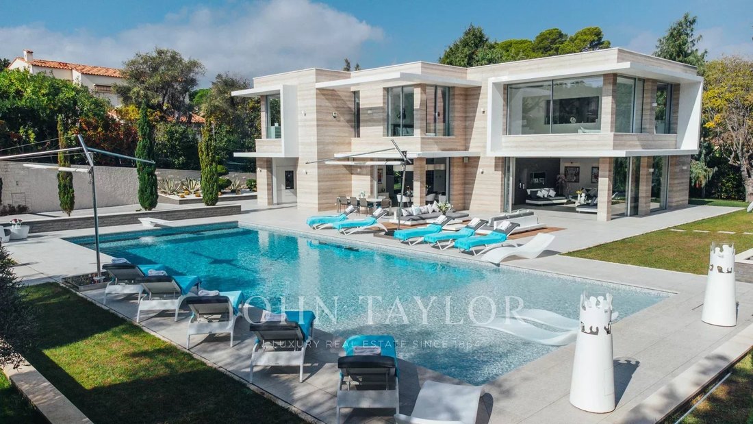 Villa en Antibes, Provenza-Alpes-Costa Azul, Francia 2 - 13439572