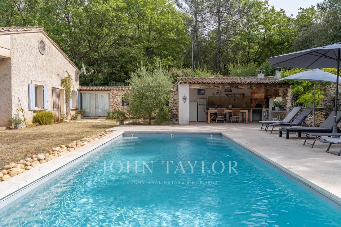 House in Ménerbes, Provence-Alpes-Côte d'Azur, France 2 - 13327019