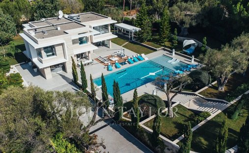 Villa à Antibes, Provence-Alpes-Côte d'Azur, France 1