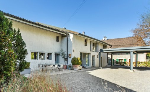 House in Aire-la-Ville, Genève, Switzerland 1