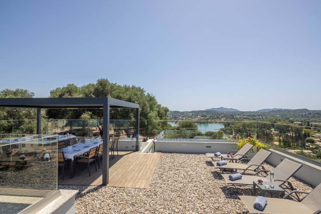 Villa in Corfu, Peloponnese, Western Greece and the Ionian, Greece 4 - 15542263