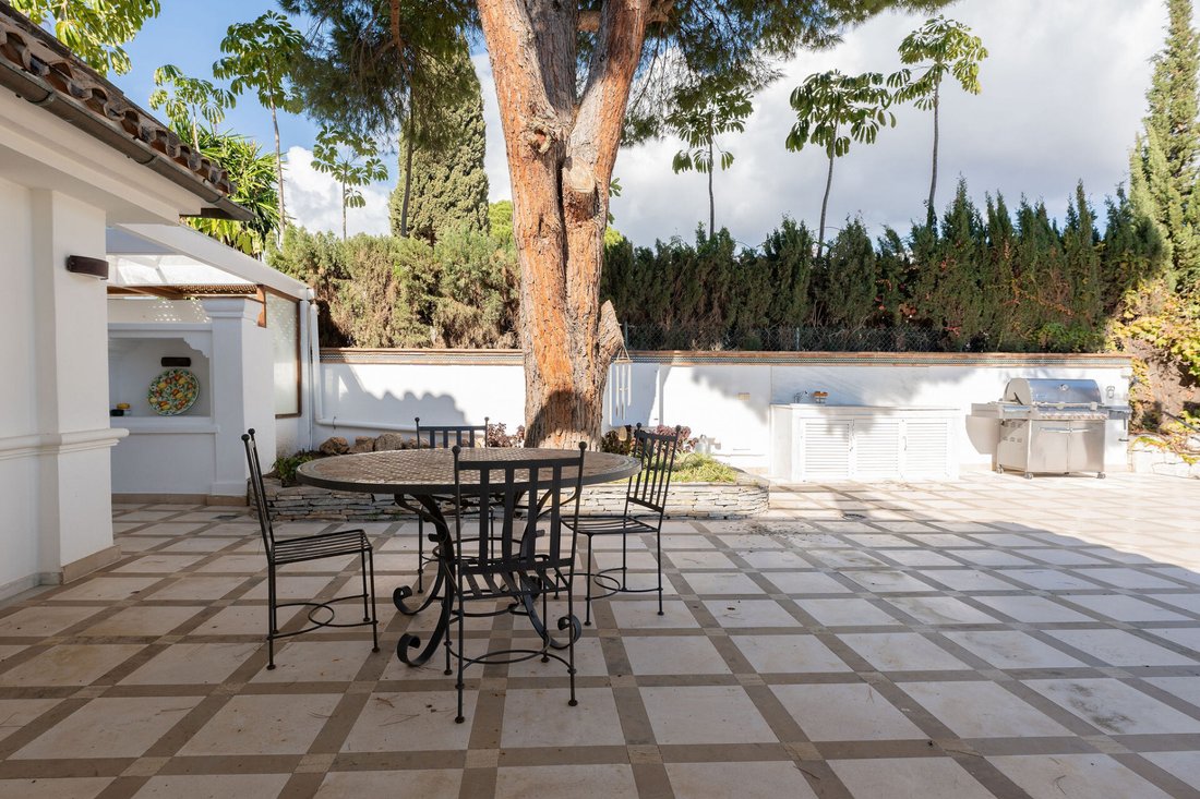 Villa in Nueva Andalucia, Marbella, Spain 5 - 15545785