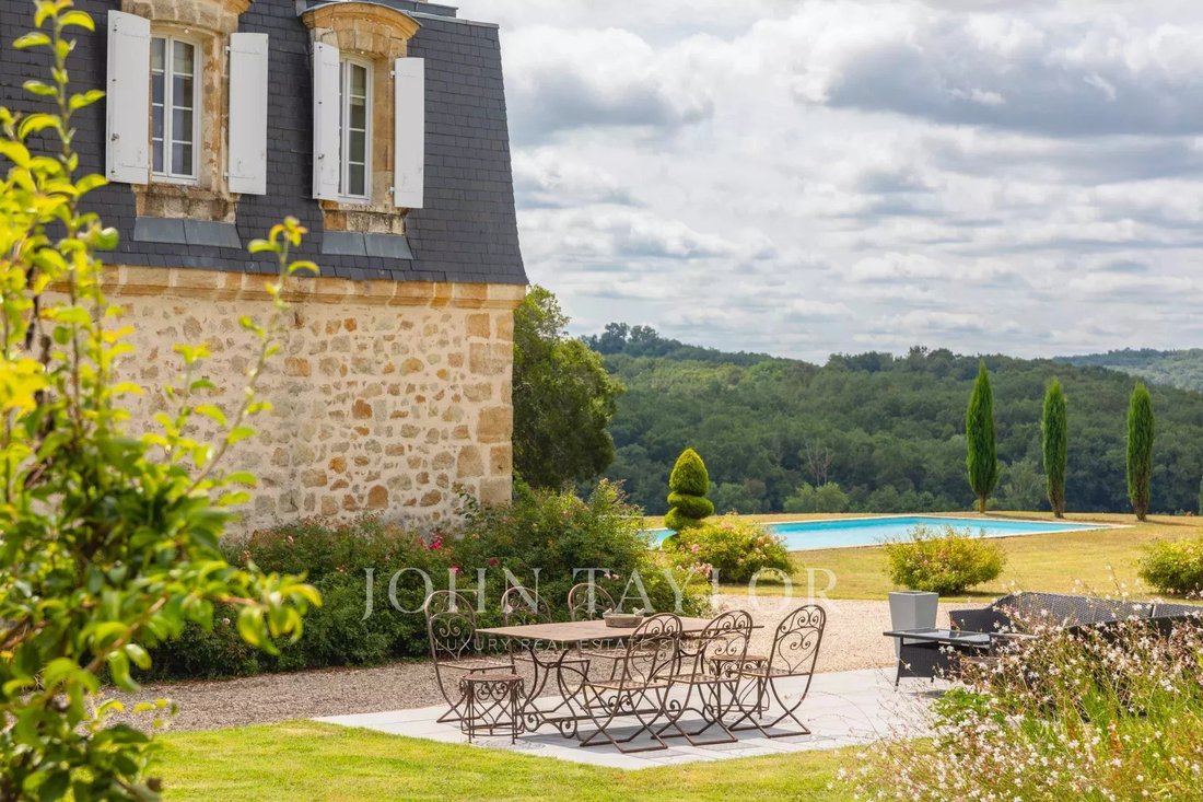 Castle in Saint-Sever, Nouvelle-Aquitaine, France 1 - 13112614