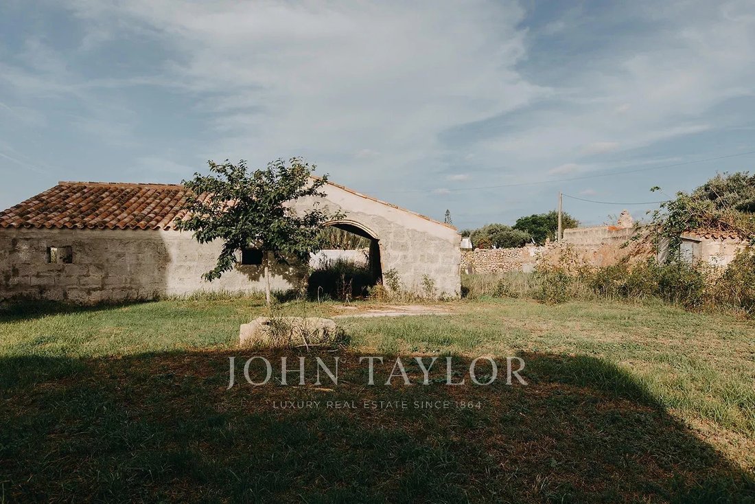Estate in Ciutadella de Menorca, Balearic Islands, Spain 1 - 14338718