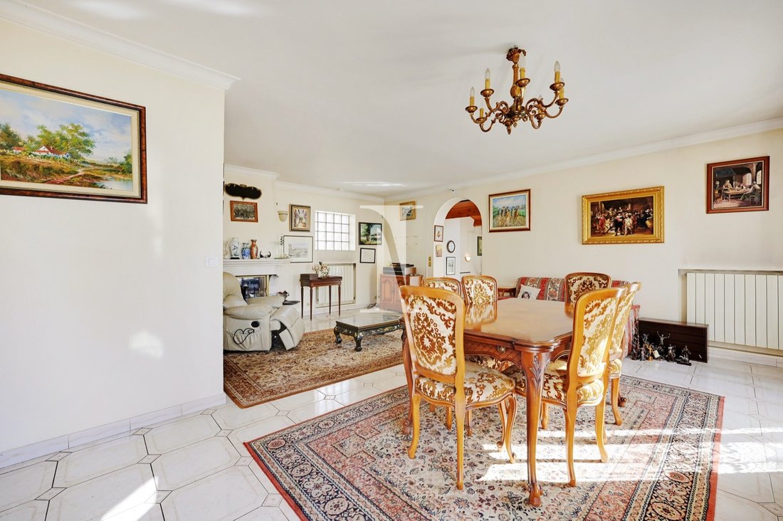 House in Thiers, Le Raincy, France 5 - 15544070