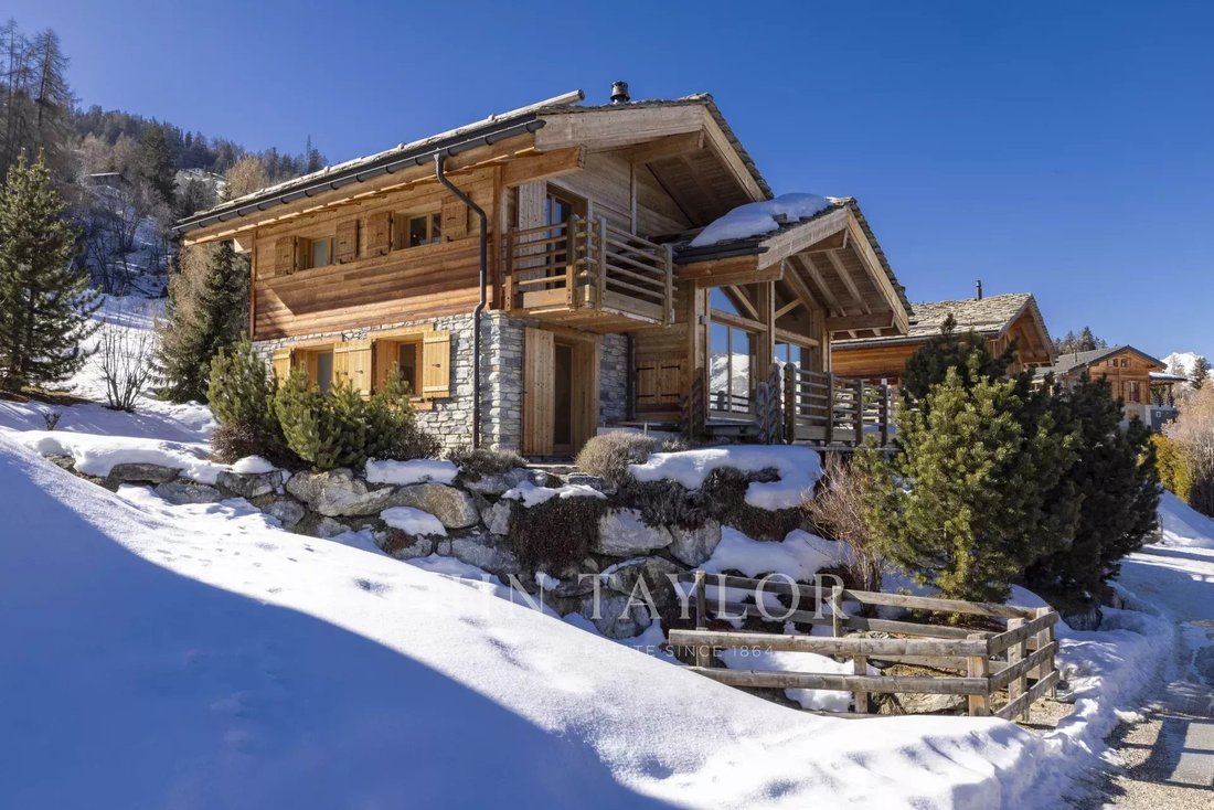 Chalet Le Cardinal A Haven Of Peace In The Heart Of La Tzoumaz
