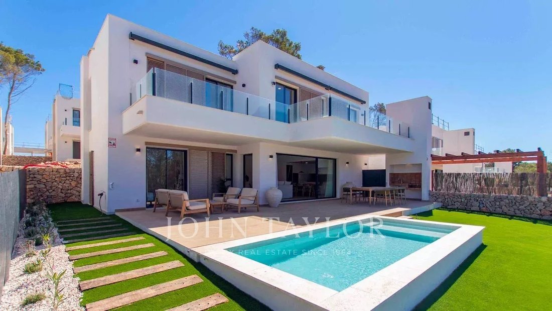 Chalet in es Mercadal, Balearic Islands, Spain 1 - 14338709