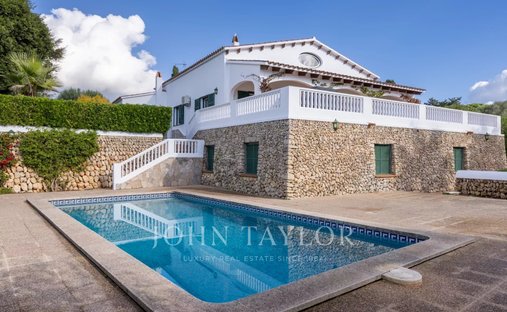Chalet in Alaior, Balearic Islands, Spain 1