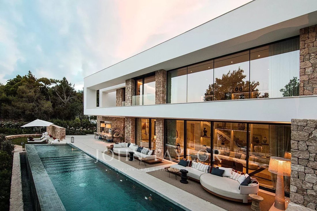 Estate in Roca Llisa, Santa Eularia des Riu, Balearic Islands 1 - 12053114