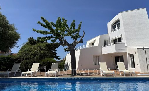 Chalet in Es Castell, Balearische Inseln, Spanien 1