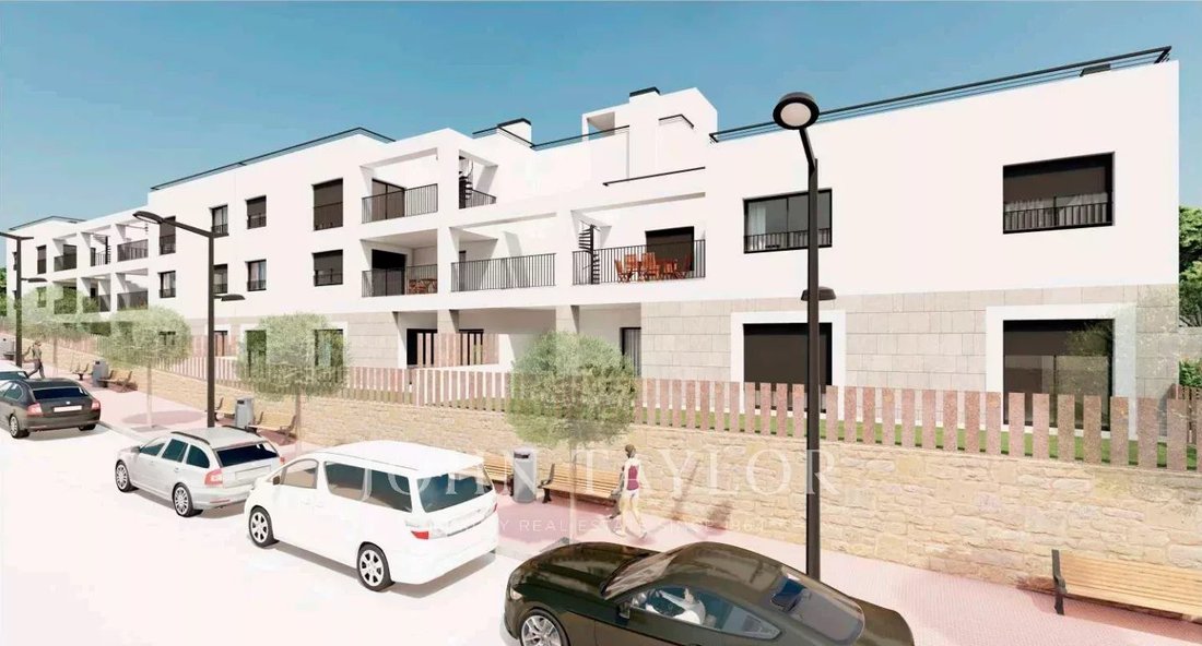 Estate in Santa Eularia des Riu, Balearic Islands, Spain 2 - 12641495