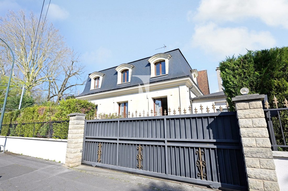 House in Thiers, Le Raincy, France 1 - 15544070