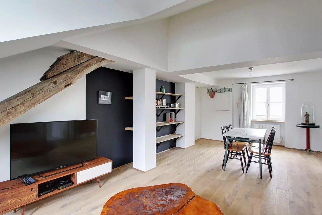Apartment in Sainte Avoie, Paris 3e Arrondissement, Paris 3 - 15549148
