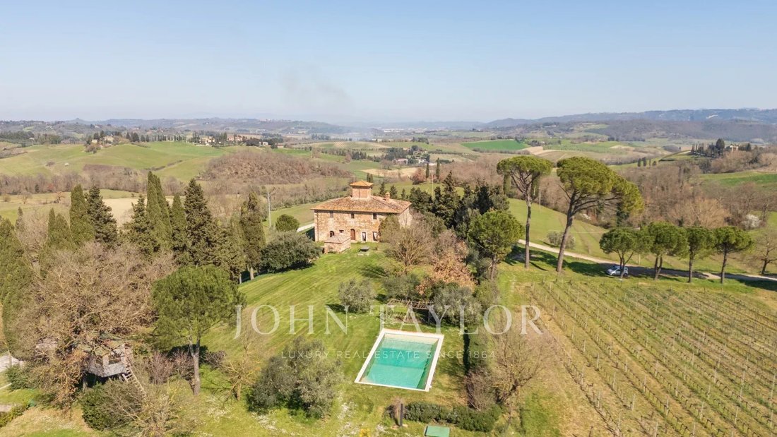 Villa in Siena, Tuscany, Italy 3 - 15362773